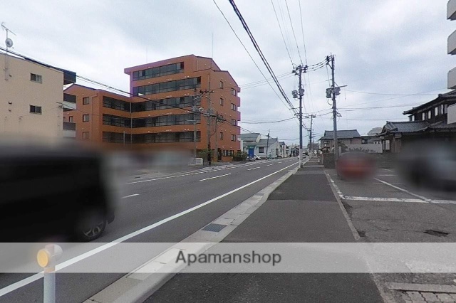 その他　前面道路（その他）まで0m