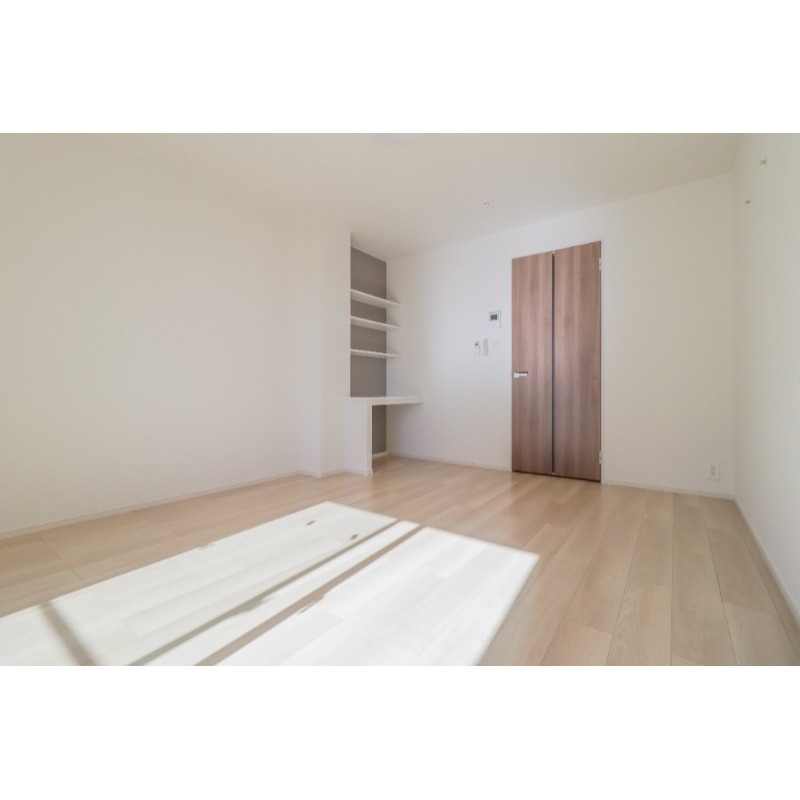 居室・リビング　図面と現状に相違がある場合には現状を優先