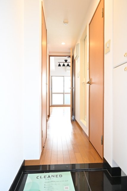 玄関　収納もある玄関です