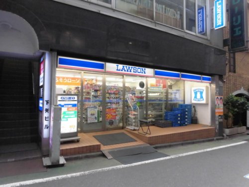 コンビニ　ローソン（コンビニ）まで352m