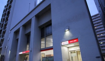 銀行　三菱UFJ銀行（銀行）まで670m