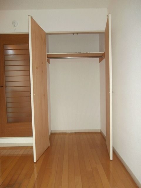 収納　クローゼット