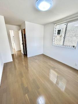 居室・リビング　室内