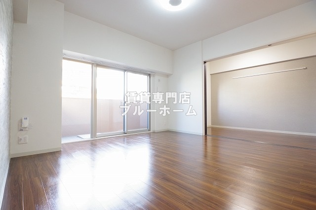 その他　リビングの別アングルです！