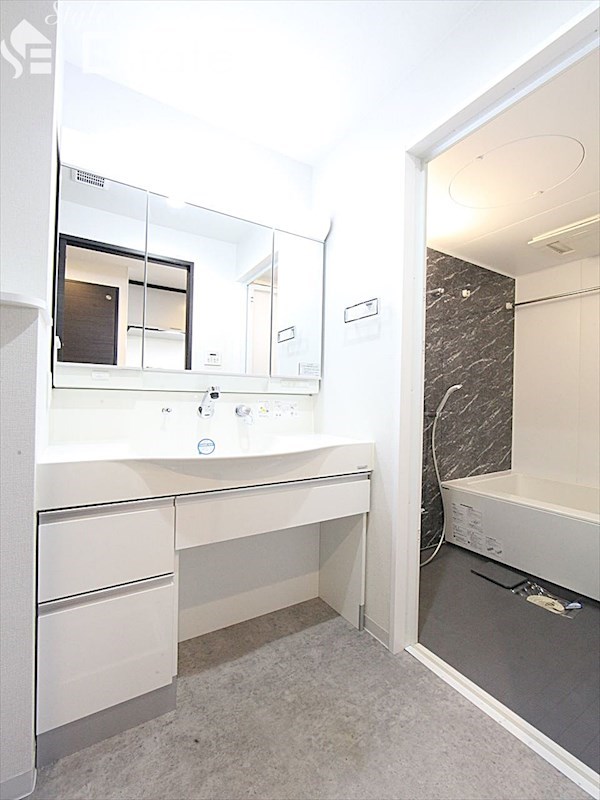 洗面設備　洗面所