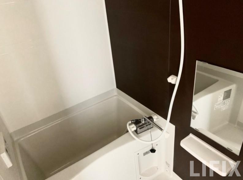 バス・シャワールーム　風呂