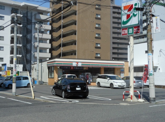 コンビニ　セブンイレブン広島三篠1丁目店（コンビニ）まで176m