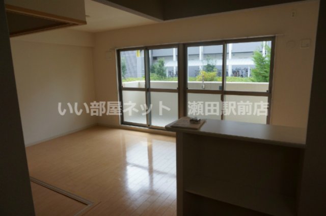 居室・リビング　同仕様写真