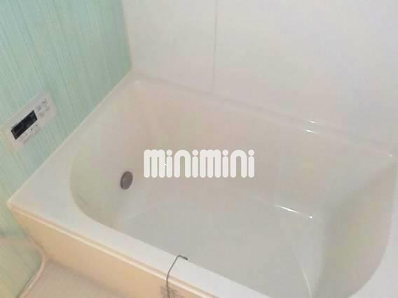 バス・シャワールーム　バストイレ別です