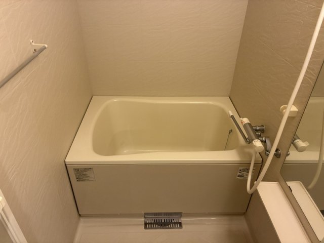 バス・シャワールーム　ゆったり過ごせるお風呂です