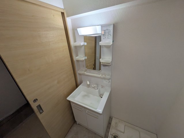 洗面設備　ヴェルドュアルテ