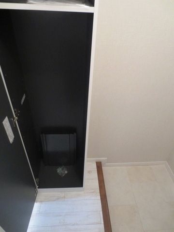 玄関　★お問い合わせはタウンハウジング府中店まで★