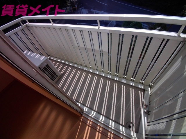 バルコニー　同型参考写真
