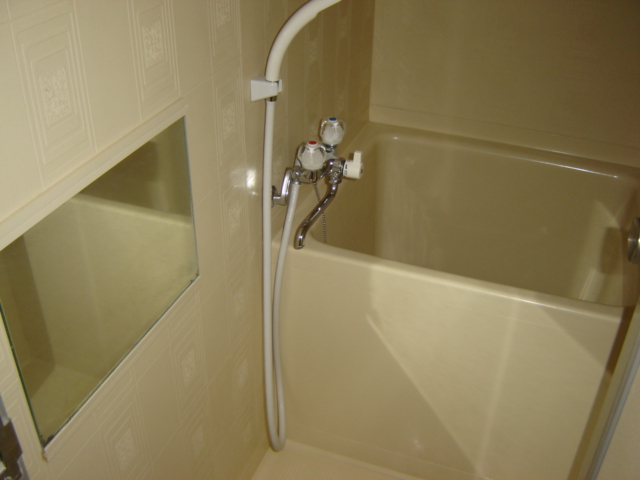 バス・シャワールーム　バス