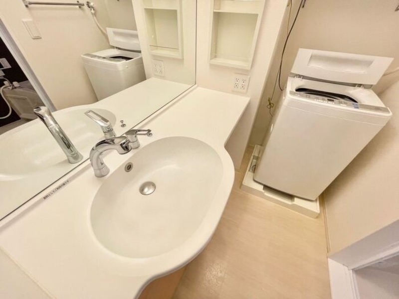 洗面設備　図面と現状に相違がある場合には現状を優先