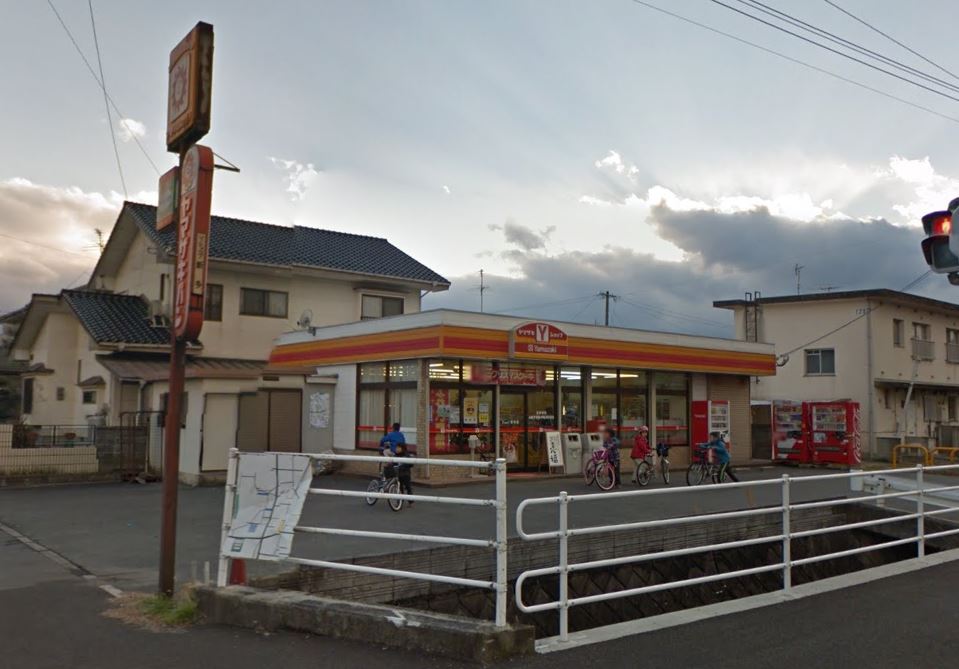 コンビニ　Yショップ新多店（コンビニ）まで542m