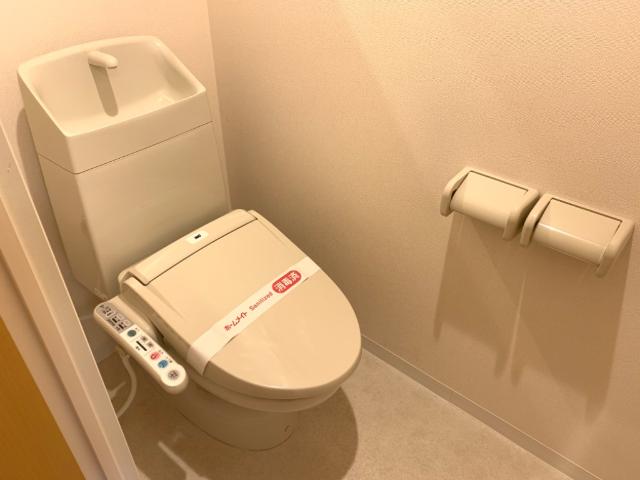 トイレ　シャワー付トイレ