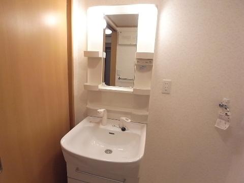 洗面設備　洗髪洗面化粧台