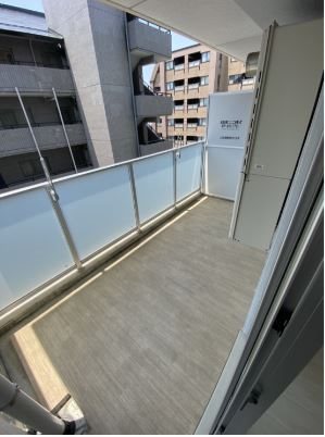 バルコニー　※別号室の参考写真になります。