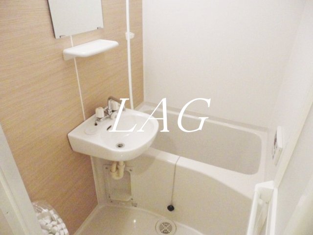 バス・シャワールーム　お風呂です。