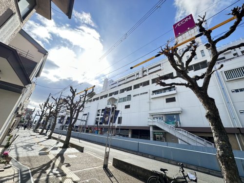 スーパー　イオン吹田店（スーパー）まで424m