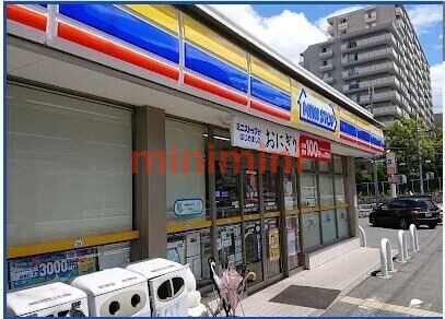 コンビニ　ミニストップ吹田佐井寺1丁目店（コンビニ）まで598m