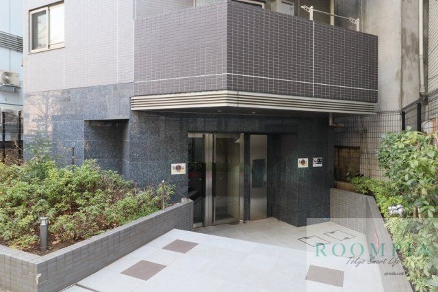 エントランス　エントランス