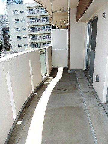 バルコニー　※同建物同タイプ間取り参考写真　現況優先