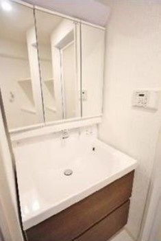 洗面設備　☆嬉しい独立洗面台☆