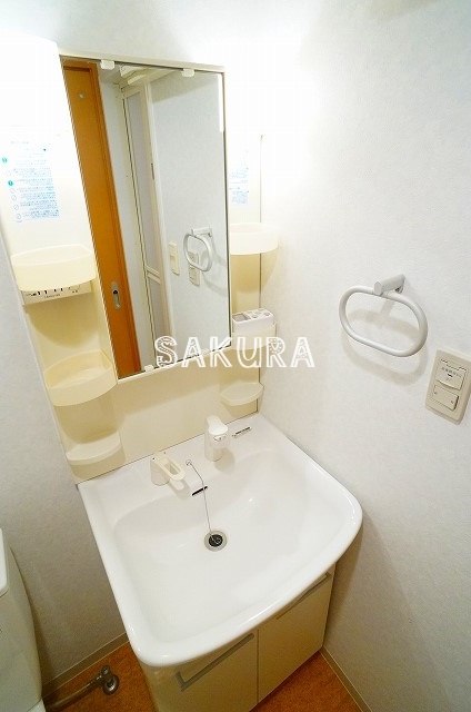 洗面設備　忙しい朝には欠かせない洗面所です♪