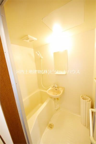 バス・シャワールーム　類似室内