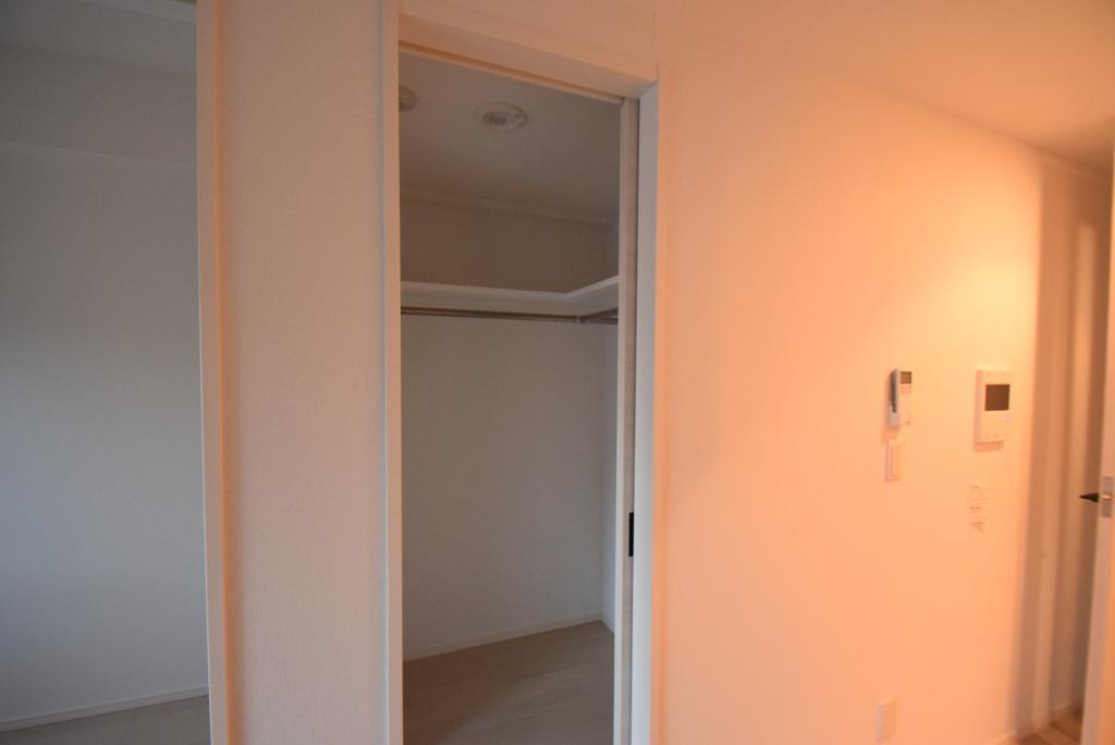 収納　ウォークインクローゼット