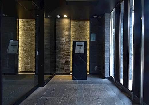 エントランス　ゆとりのあるエントランスです