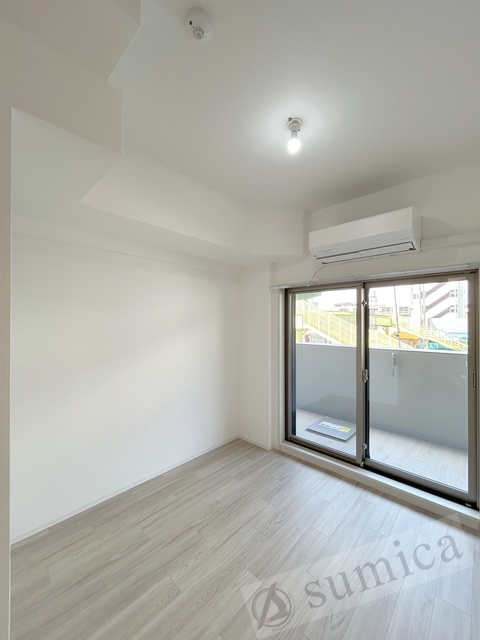 その他設備　内装色が異なります