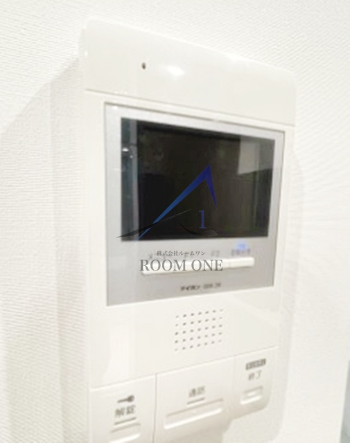 セキュリティ　モニター付きインターホンです。