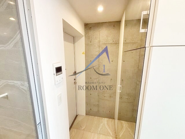 玄関　玄関です。