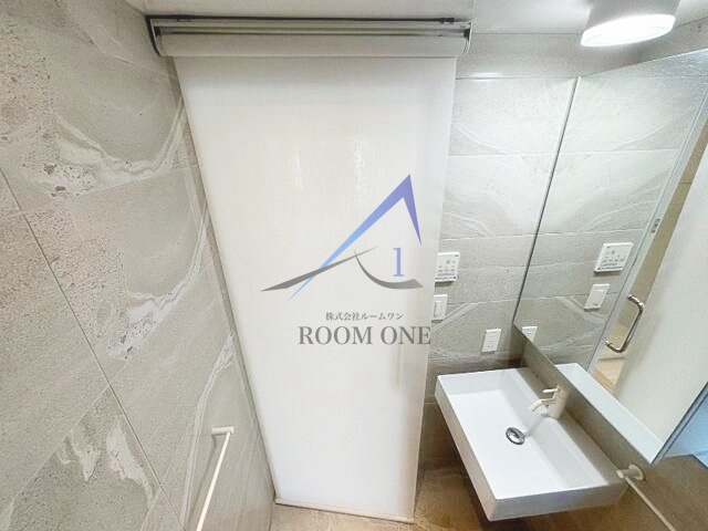 洗面設備　独立洗面台です。