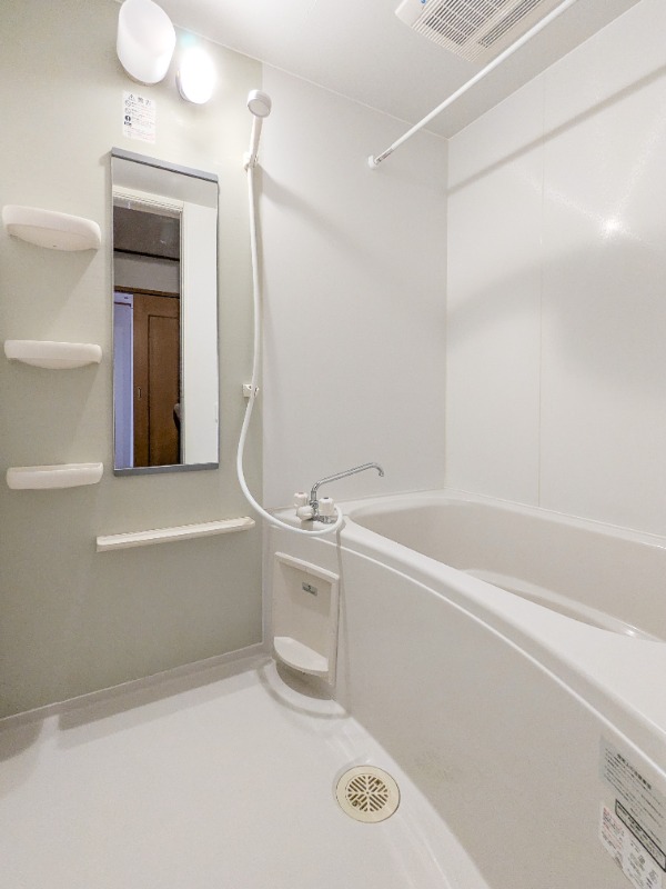 バス・シャワールーム　図面と現状に相違がある場合には現状を優先