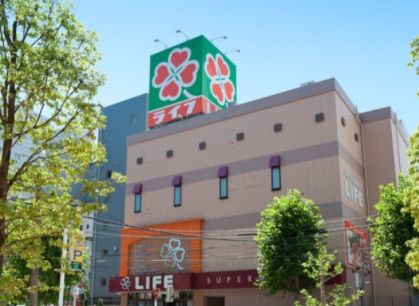 スーパー　ライフ新御徒町店（スーパー）まで390m