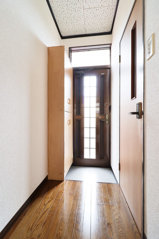 玄関　図面と現状に相違がある場合には現状を優先