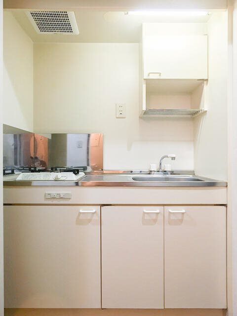 キッチン　写真は別号室イメージの為、現状を優先致します