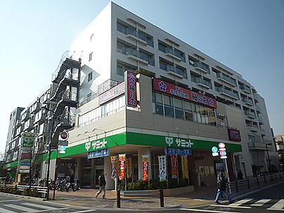 スーパー　サミットストア芦花公園駅前店（スーパー）まで362m