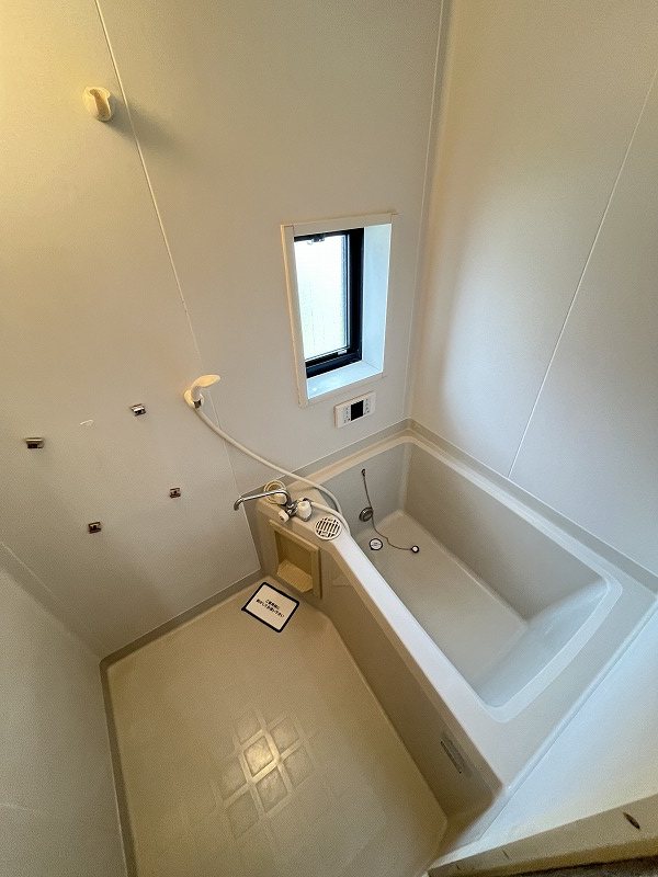 バス・シャワールーム　別部屋写真を使用しています。