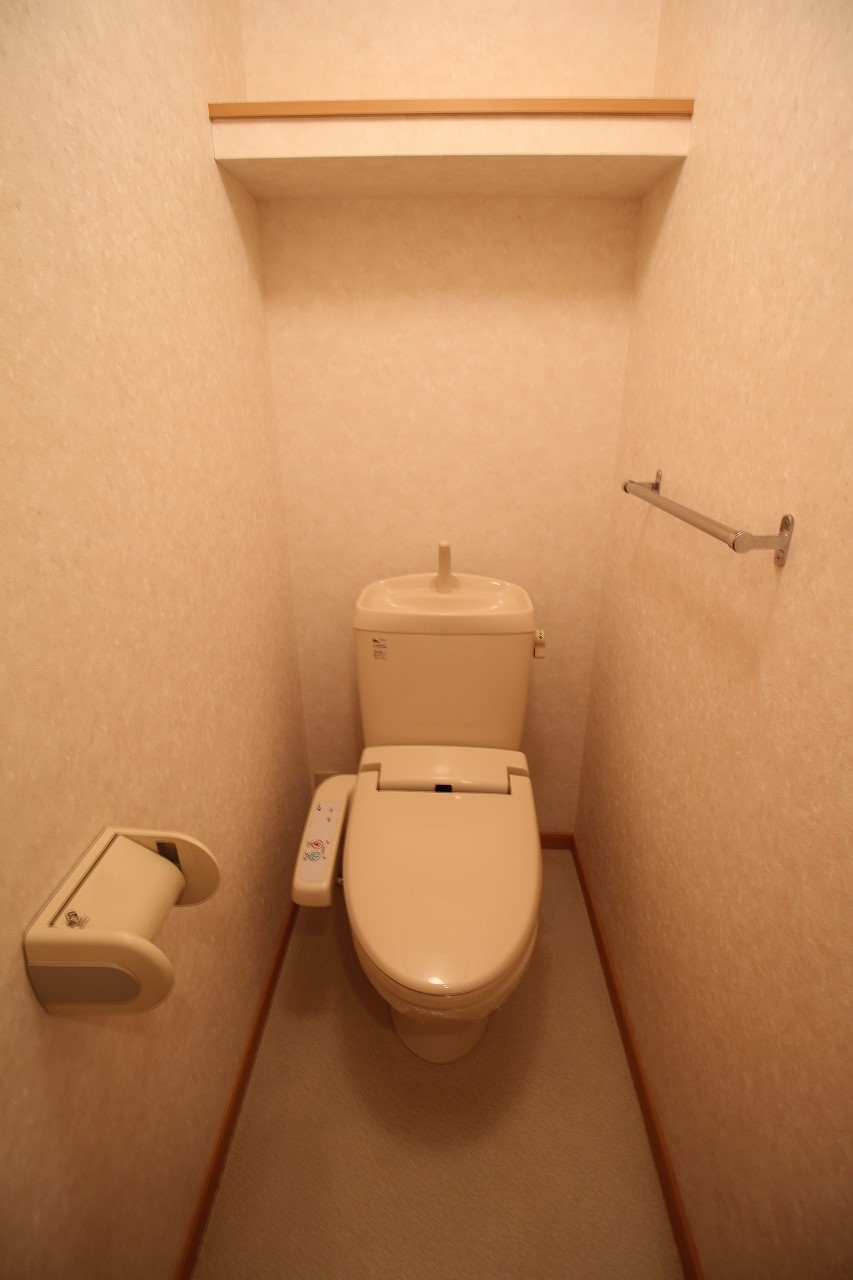 トイレ　コンパクトで使いやすいトイレです