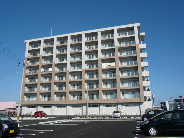建物外観　センチュリーコート８番館