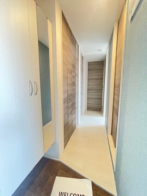 玄関　別部屋写真