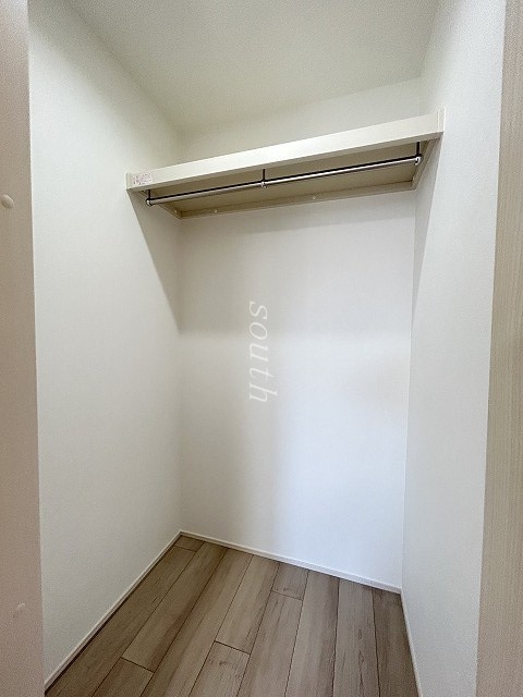 収納　ウォークインクローゼット
