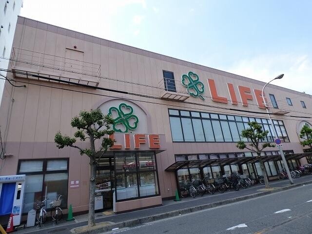 スーパー　ライフ（スーパー）まで589m
