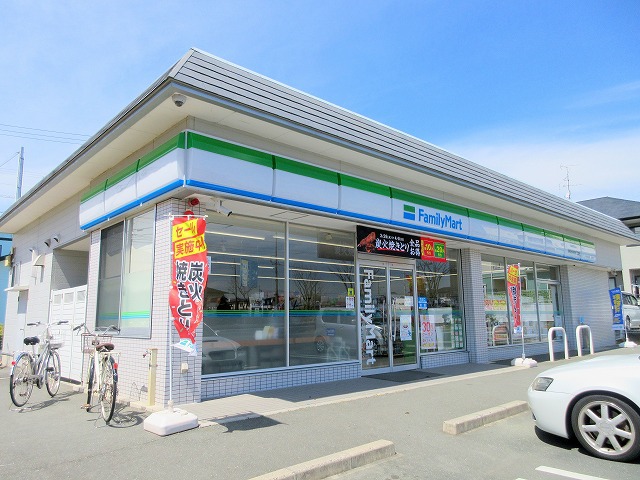 コンビニ　ファミリーマート浜松大平台3丁目店（コンビニ）まで226m