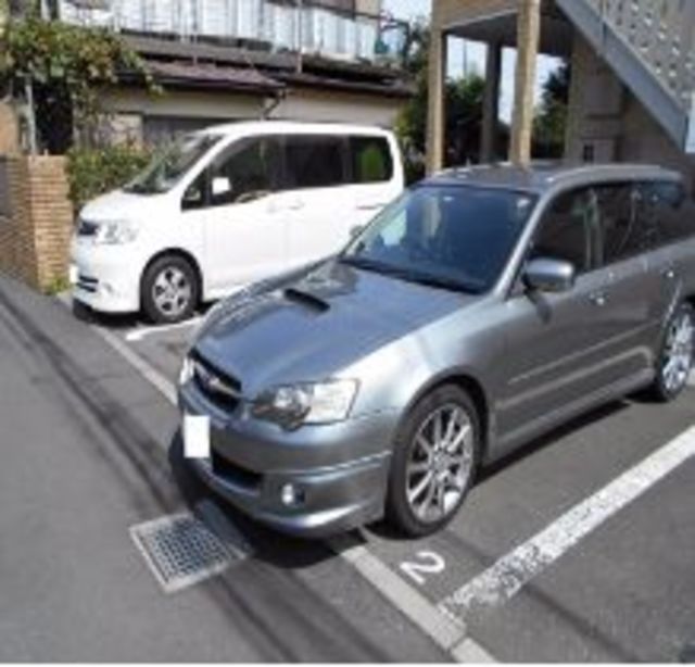 駐車場　お問い合わせはタウンハウジング武蔵小金井店まで